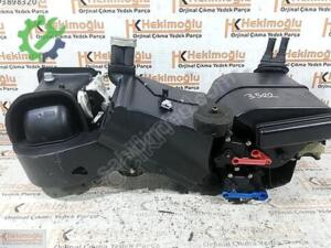 VW PASSAT B5 KALORİFER KAZANI VE MOTORU (ÇATLAK MEVCUT) 3B1 816