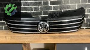 VW Passat B7 İçin Orjinal ve Hatasız Ön Panjur
