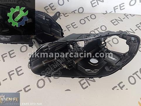 Volkswagen Passat Far Kasası çıkma parça