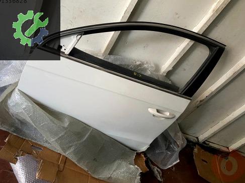 VW passat b7 sol ön beyaz kapı