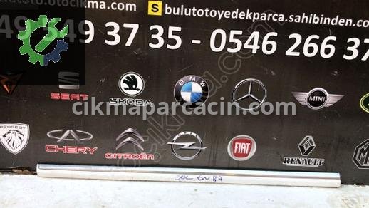 Volkswagen Passat Kapı Çıtası çıkma parça