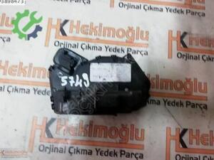 VW PASSAT B8 KAPI KİLİDİ SAĞ ÖN 5TB837016