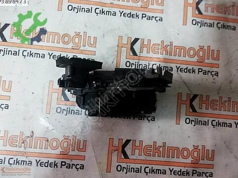 Volkswagen Passat 5TB837016 çıkma parça