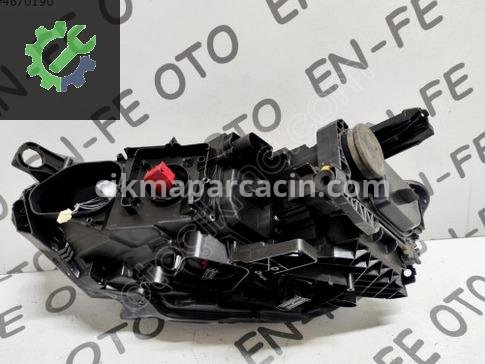 Volkswagen Passat Sağ Ön Far çıkma parça