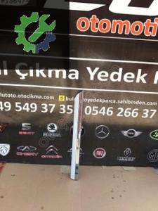 Vw passat b8 sağ arka kapı alt çıtası (2. Adet)