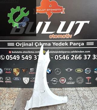 Volkswagen Passat Sağ Ön Kapı çıkma parça