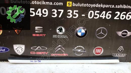 Volkswagen Passat Kapı Çıtası çıkma parça