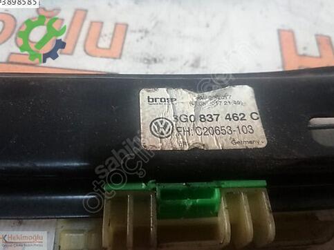 Volkswagen Passat 5Q4959802B çıkma parça