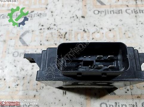 Volkswagen Passat 3AA919041 çıkma parça