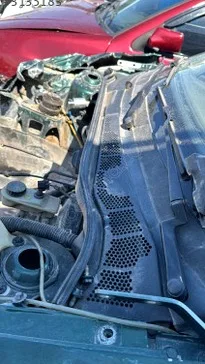 Volkswagen Polo Ön Cam Izgarası çıkma parça