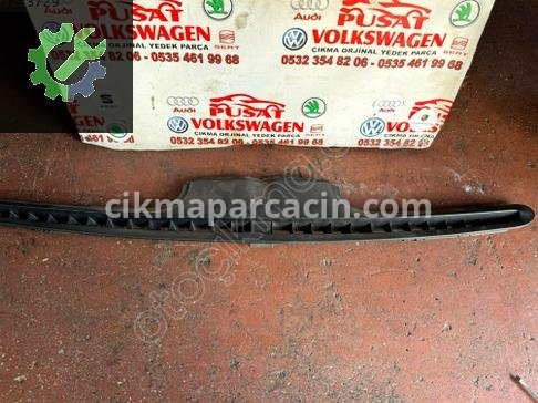 Volkswagen Polo Ön Cam Izgarası çıkma parça