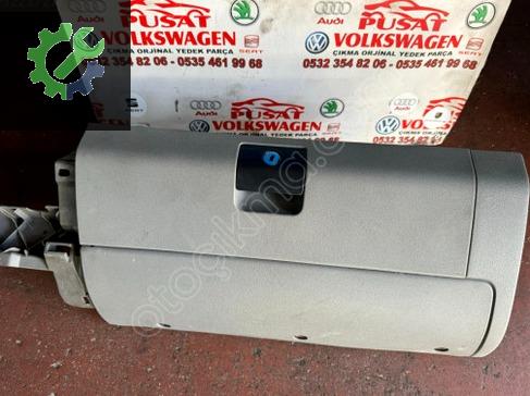Volkswagen Polo Torpido Kapağı çıkma parça