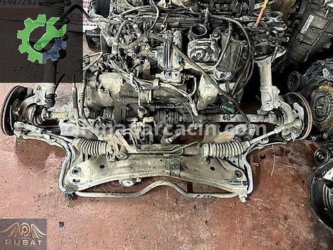 Volkswagen Polo Radyatör Traversi çıkma parça