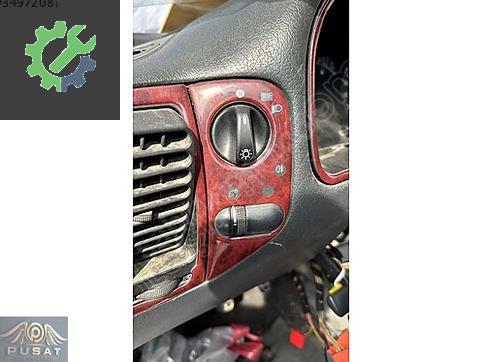 Volkswagen Polo Sağ Ön Far çıkma parça