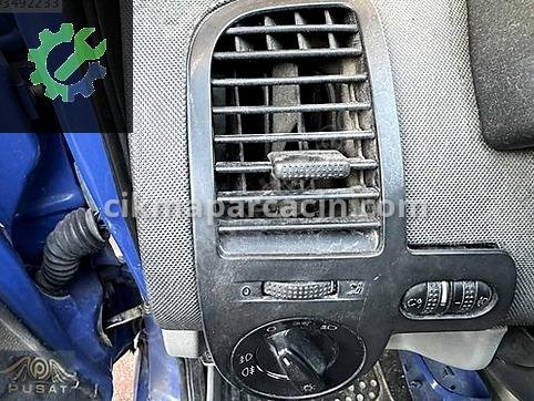 Volkswagen Polo Kalorifer Izgarası çıkma parça