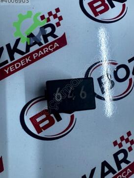 Volkswagen Bora Röle 4H0951253C çıkma parça