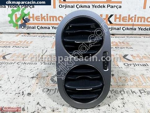 Volkswagen Tiguan Göğüs çıkma parça