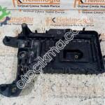 VW Tiguan 09-16 Passat Jetta Akü Alt Plastik Parçası 1K0