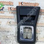 VW TİGUAN 09-16 VİTES ÇERÇEVESİ VE KONSOL ÖN KISIM KAPAKL