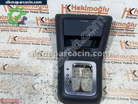 Volkswagen Tiguan Konsol çıkma parça