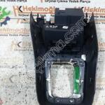 VW TİGUAN 09-16 VİTES ÇERÇEVESİ VE KONSOL ÖN KISIM KAPAKL