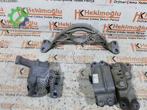 VW Tiguan 09-18 1.4 TSI Sağ Motor Kulağı – 5N0 199 262 M