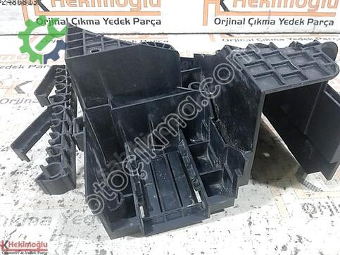 Volkswagen Jetta Sigorta Kutusu 1K090 çıkma parça