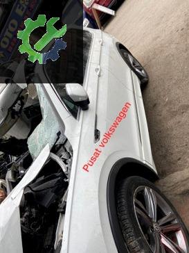 Vw TİGUAN SCHOWEK KONSOLU DİZLİK ÇIKMA ORJİNAL