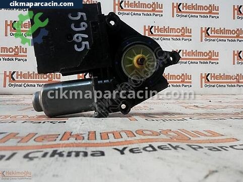 Skoda 120 Ön Cam çıkma parça