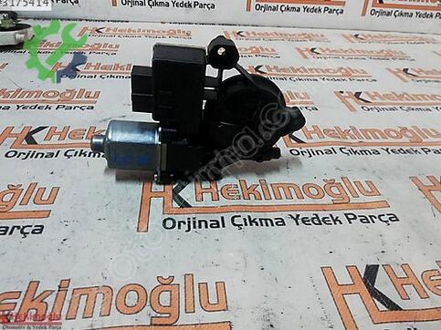Seat Leon 5Q0959812A çıkma parça
