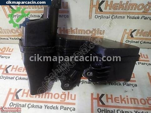 Volkswagen Transporter Cam Suyu Deposu çıkma parça