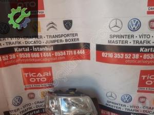 VW Transporter T5 Sağ-Sol Ön Far – Oto Çıkma Parçaları