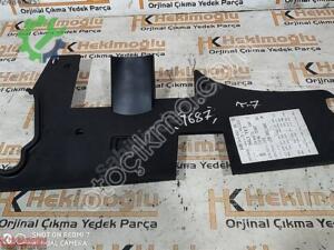VW TRANSPORTER T7 CARAVELLE GÖĞÜS ALT PANEL PLASTİĞİ 7E5 8 (2. Adet)