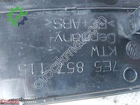 Volkswagen Transporter Göğüs 7E5857115 çıkma parça