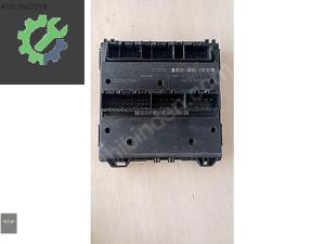 vw polo 2002-09 confort beyni6Q0937049F