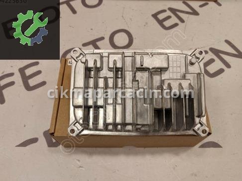 Mercedes-Benz E Serisi Far Beyni A2189007306 çıkma parça