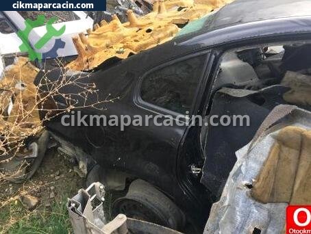 Volkswagen Passat Arka Çamurluk çıkma parça