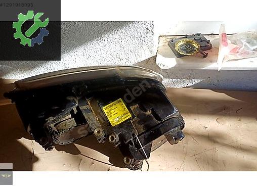 Volkswagen Caddy Sağ Ön Far çıkma parça