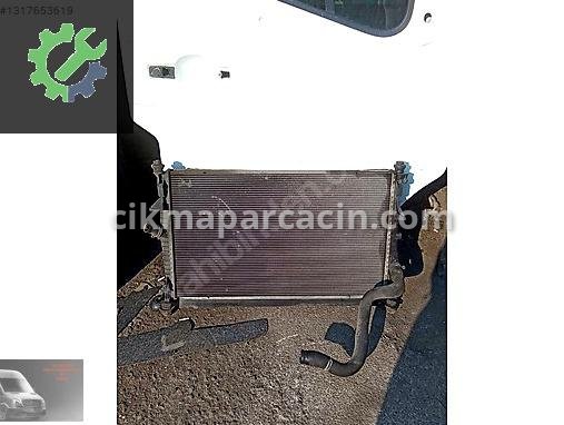 Volkswagen Transporter Radyatör çıkma parça
