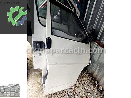 Volkswagen Transporter Sağ Ön Kapı çıkma parça