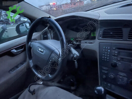 Volvo V70 Torpido çıkma parça