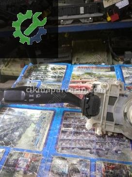 Suzuki Vitara Sinyal Kolu çıkma parça