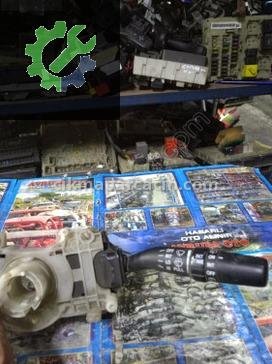 Suzuki Vitara Sinyal Kolu çıkma parça