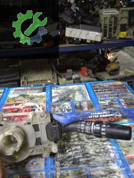 Suzuki Vitara Sinyal Kolu çıkma parça