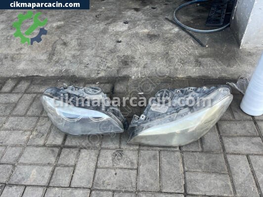 BMW 1 Serisi Far çıkma parça