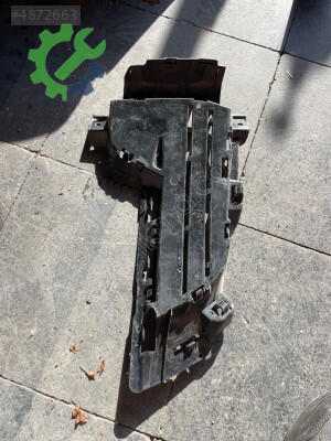 BMW X5 Tampon Izgarası 51117336510 çıkma parça