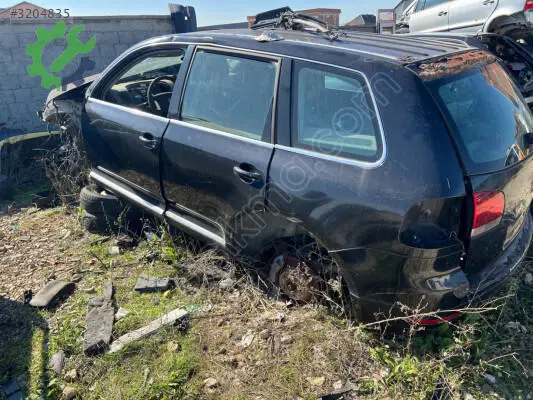 Volkswagen Touareg Tavan çıkma parça