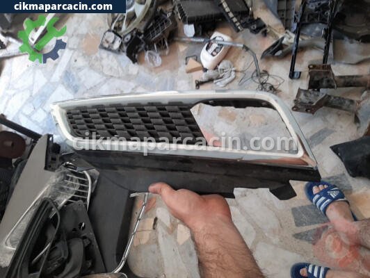 Nissan Micra Sis Farı Çerçevesi çıkma parça