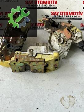 XS41-A26412-EH FORD FOCUS SAG SOL ARKA KAPI KLİDİ ORJ ÇIKMA