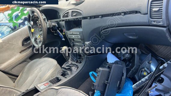 Renault Laguna Kalorifer Izgarası çıkma parça